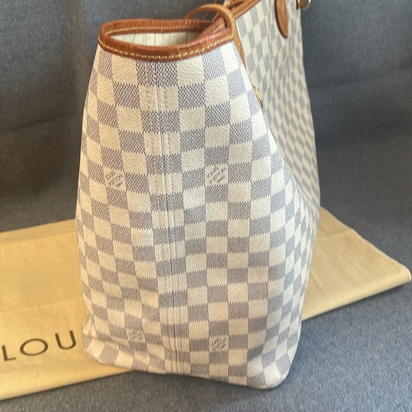 Authentic Louis Vuitton Neverfull GM Damier Azur - Picture 4 of 16